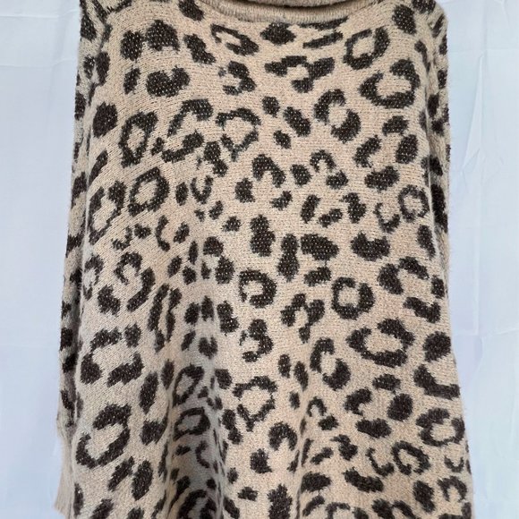 Akemi and Kin Women's One Size Cheetah Print Eyelash Open Cardigan - Picture 7 of 7